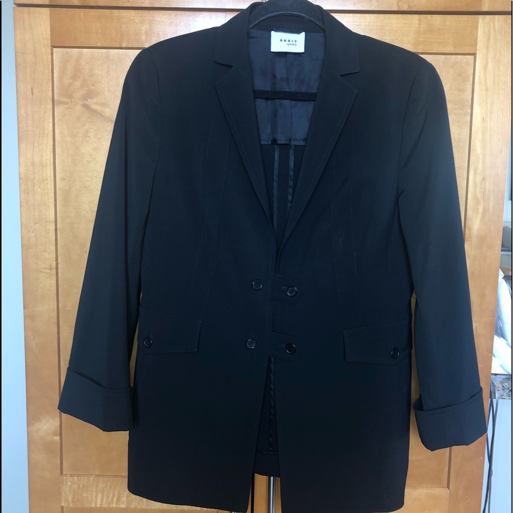 Akris Punto longer jacket. Light weight wool.